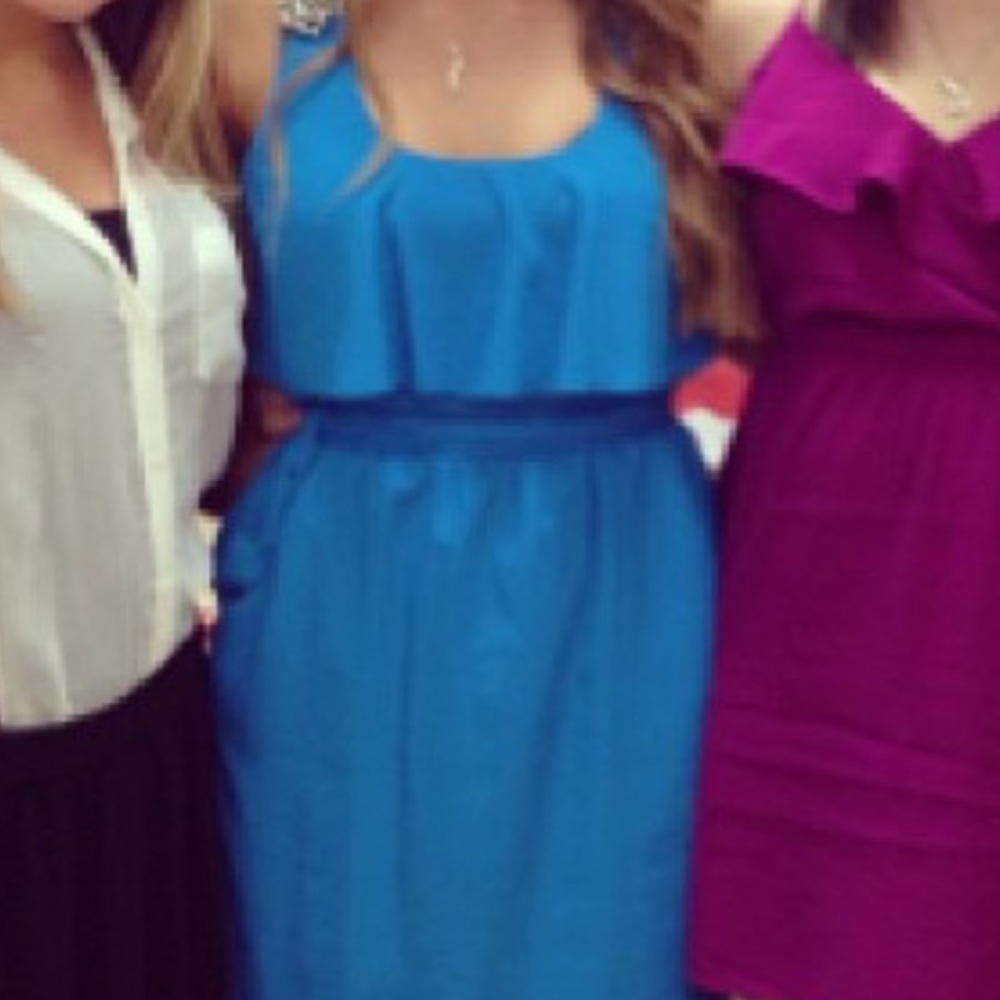 Dress - Picture 4 of 5